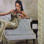 QUADRO-DONNA-SUL-DIVANO-CORNICE-BIANCA-E-ORO-IN-LEGNO-GLITTER-E-CRISTALLI-154336319787-3