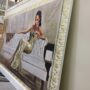 QUADRO-DONNA-SUL-DIVANO-CORNICE-BIANCA-E-ORO-IN-LEGNO-GLITTER-E-CRISTALLI-154336319787-4