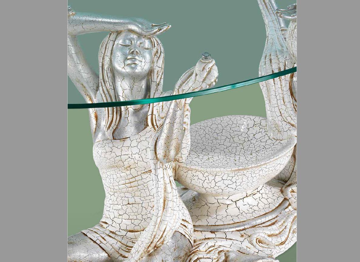 tavolino argento con donne