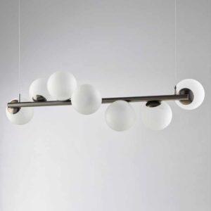 lampadario moderno con sfere bianche