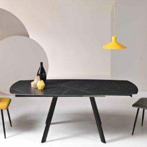 tavolo moderno piedi neri e base effetto marmo