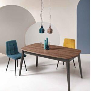 tavolo da pranzo effetto legno