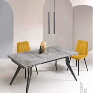 tavolo moderno piedi neri e base effetto marmo