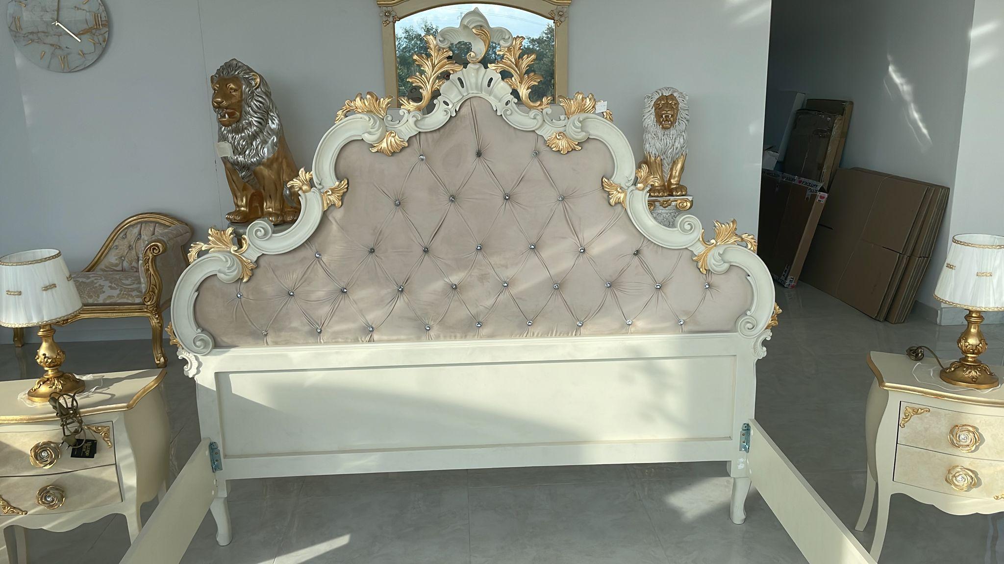 letto matrimoniale in legno avorio e foglia oro