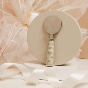 BOMBONIERA MATRIMONIO TAGLIAPIZZA DECORAZIONE CUORI