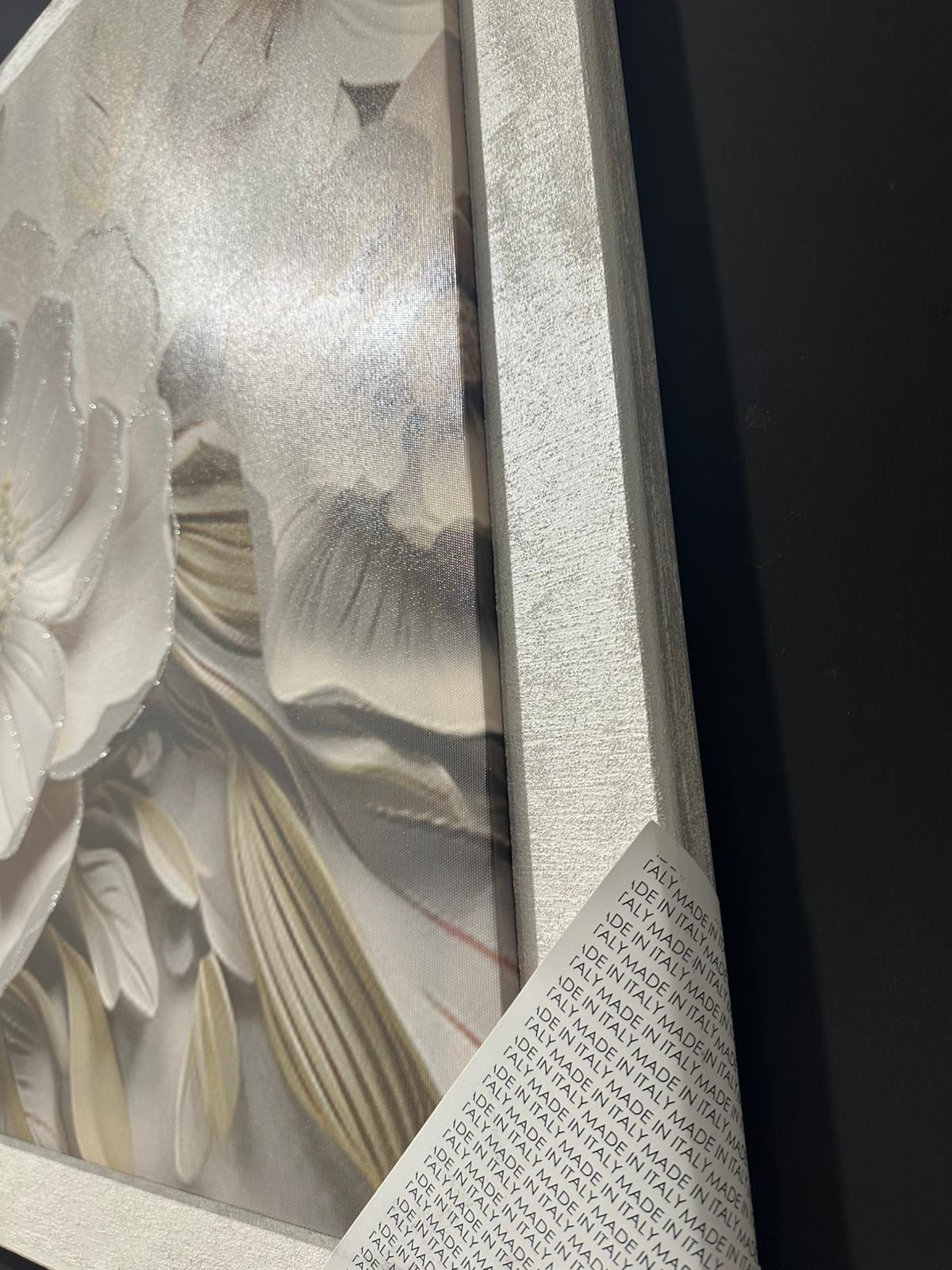 quadro fiori bianchi cornice ghiaccio