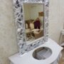 MOBILE-BAGNO-E-SPECCHIO-IN-LEGNO-BIANCO-FOGLIA-ARGENTO-CON-CRISTALLI-E-TOP-MARMO-153310202300-7