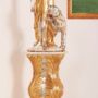 STATUA-DONNA-CON-PANTERA-E-COLONNA-IN-CERAMICA-FOGLIA-ORO-ARGENTO-SCULTURA-162167994920