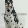 CANE-ALANO-ARLECCHINO-MEDIO-SEDUTO-IN-CERAMICA-BIANCA-CON-MACCHIE-NERE-ANIMALI-162883338072