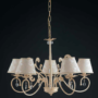 LAMPADARIO-IN-FERRO-BATTUTO-COLORE-AVORIOORO-CON-FREGIO-CRISTALLI-E-PARALUMI-163646597784