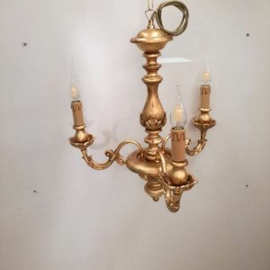 LAMPADARIO SOSPENSIONE 3 LUCI STRUTTURA IN LEGNO FOGLIA ORO ANTICO