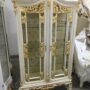 VETRINA-A-2-ANTE-IN-LEGNO-AVORIO-E-DECORI-IN-FOGLIA-ORO-SOGGIORNO-ARREDO-CASA-153214520526