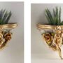 COPPIA-VASCHETTA-VASO-DA-MURO-CON-FIORI-E-PUTTO-IN-CERAMICA-FOGLIA-ORO-AVORIO-162152465388