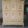 ARMADIO-3-ANTE-IN-LEGNO-AVORIO-E-ORO-CON-DECORI-ARREDO-CASA-CAMERA-DA-LETTO-152697234139