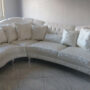SALOTTO-ANGOLARE-IN-TESSUTO-AVORIO-E-DAMASCATO-ARGENTO-153326895549-2