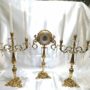 TRIS-OROLOGIO-DA-TAVOLO-CANDELABRI-IN-BRONZO-BAGNO-ORO-ANTICO-CON-CRISTALLI-162761711559